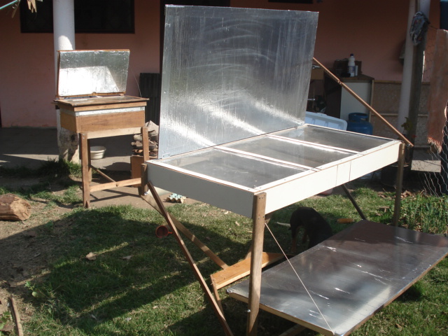 Forno solar de madeira